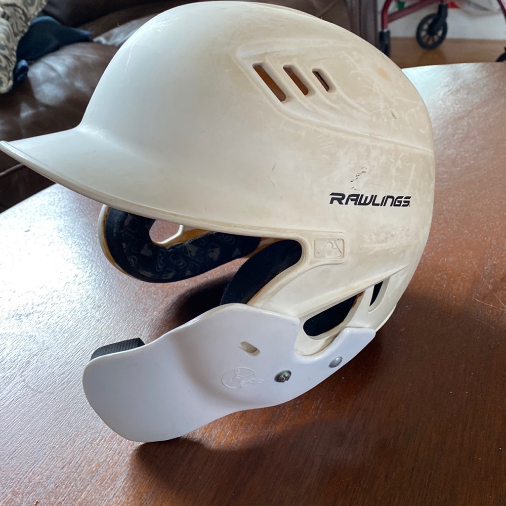 Rawlings baseball helmet included with C-Flap jaw guard!!  Size 6 7/8- 7 5/8.